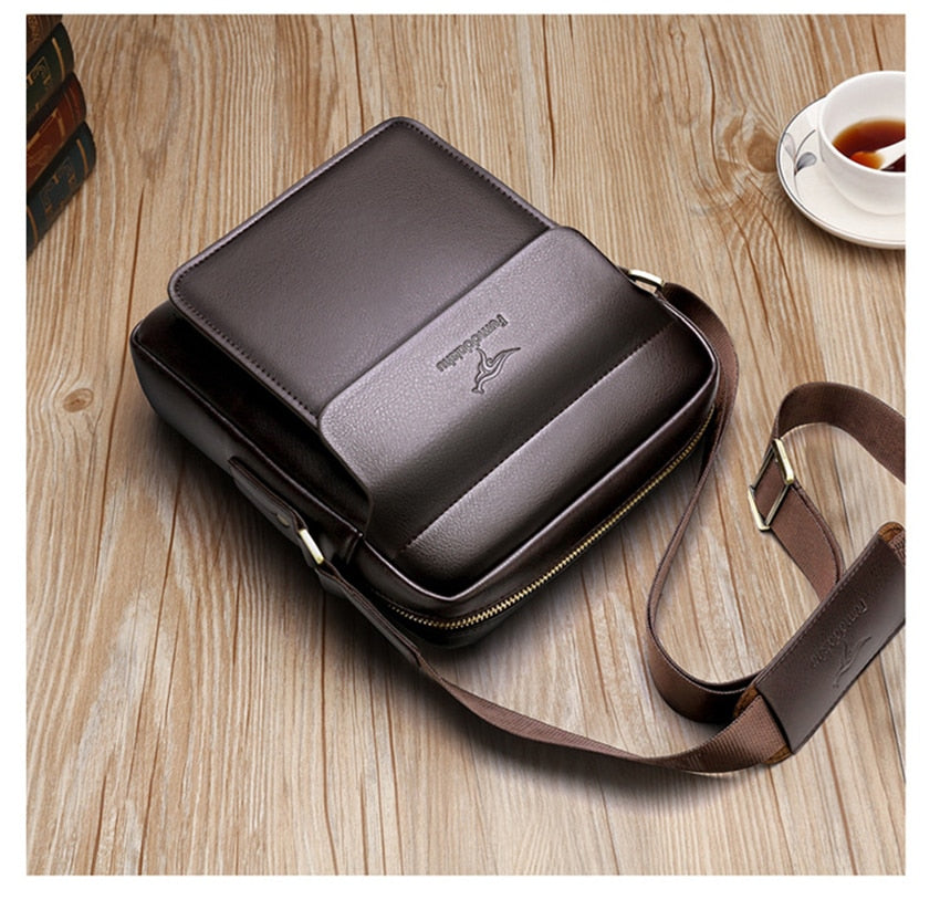 Bolsa Masculina Transversal de Couro Forms
